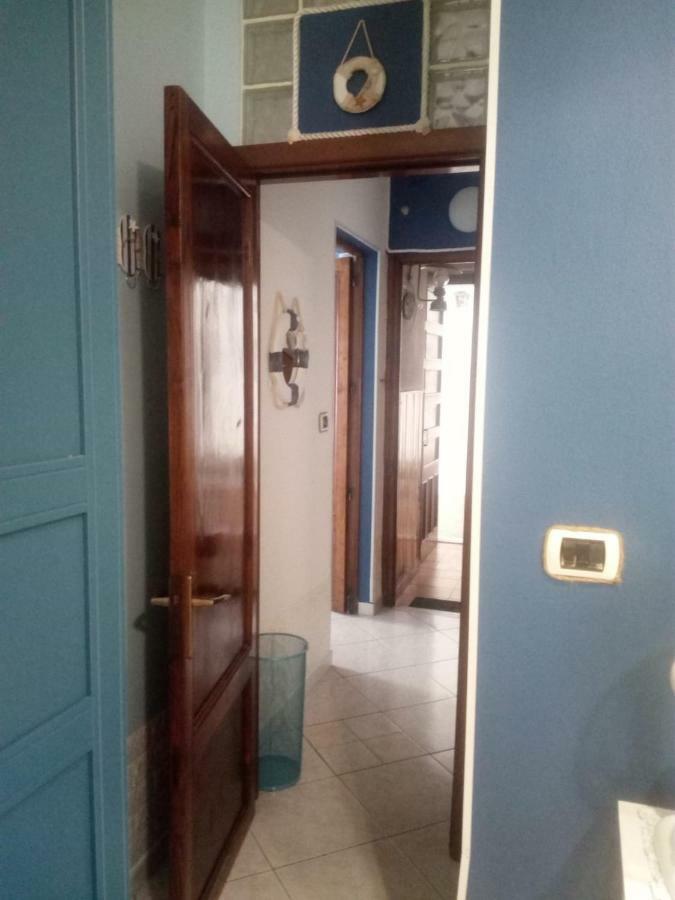 Blue Sea Apartment Ачи Кастело Екстериор снимка
